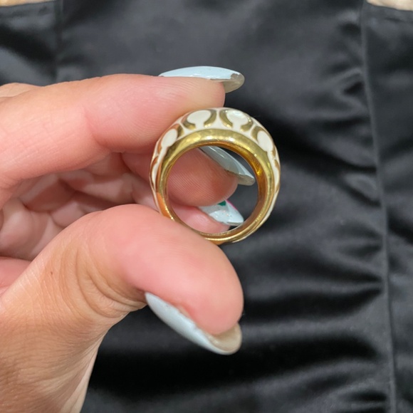 Coach ring - Picture 2 of 4